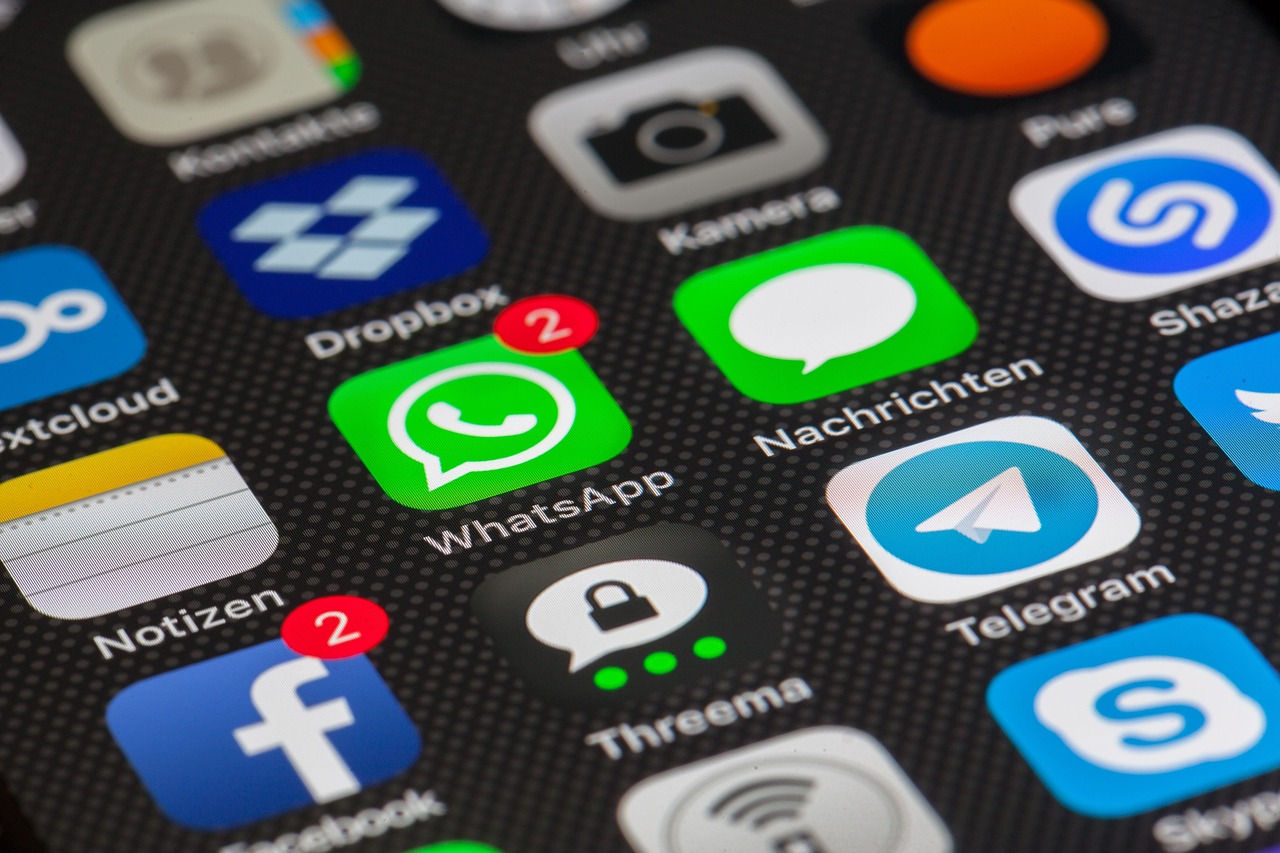 entdecken sie die neuesten trends, tipps und strategien rund um social media. optimieren sie ihre präsenz auf facebook, instagram, twitter & co. für mehr reichweite und erfolg.