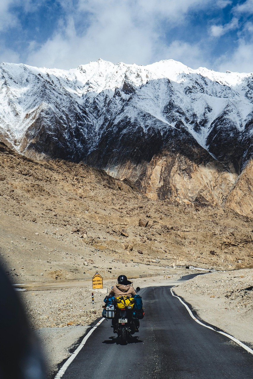 services-03 road, motorcycle, biker, rider, ride, motorbike, helmet, speed, man, sport, lifestyle, style, bike, transport, vintage, drive, jacket, travel, apparel, design, motorcyclist, motorcycle, motorcycle, motorcycle, motorcycle, motorcycle, biker, motorbike, motorbike