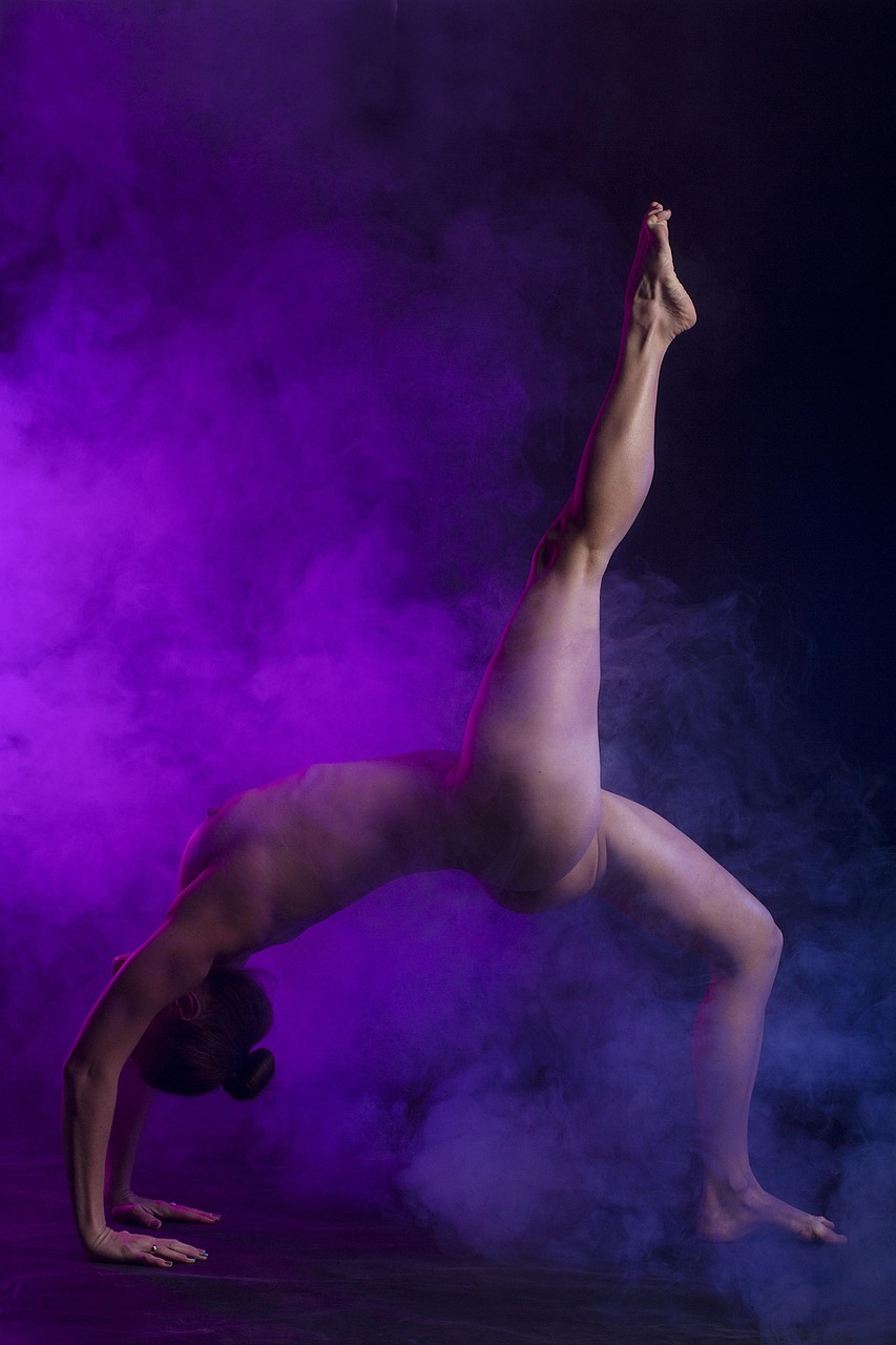 people, woman, yoga, adult, girl, art, young, beauty, portrait, model, artistic, fitness, sports, flexibility, flexible, lilac fitness, lilac yoga, lilac art, lilac beauty, lilac model, lilac portrait, lilac workout, lilac sports